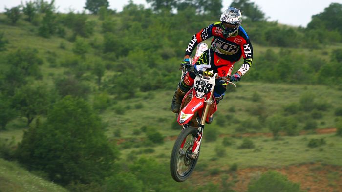 Καλή επιτυχία ευχόμαστε στον Έλληνα Πρωταθλητή Παναγιώτη Κουζή, στη συμμετοχή του σε αγώνα του Παγκοσμίου Πρωταθλήματος MXGP!